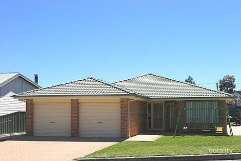 5 Marianne St, Cardiff, NSW 2285