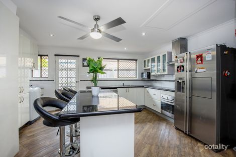 Property photo of 11 Ardlethan Court Helensvale QLD 4212