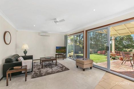 Property photo of 28 Deenyi Close Cordeaux Heights NSW 2526