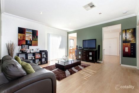 Property photo of 16 Tigris Court Roxburgh Park VIC 3064