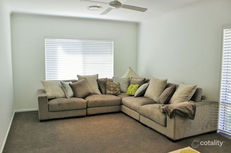 Property photo of 20 Slipstream Road Coomera QLD 4209