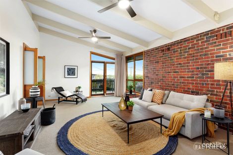Property photo of 17 Armstrong Street Greensborough VIC 3088