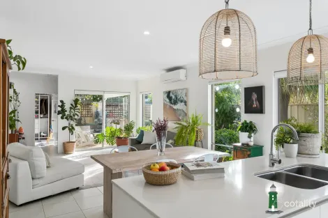 Property photo of 16A Egeus Way Coolbellup WA 6163