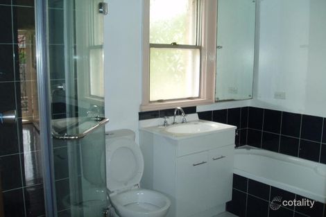 Property photo of 84 Ferntree Gully Road Oakleigh East VIC 3166