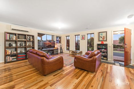 Property photo of 18 Enrob Court Grovedale VIC 3216