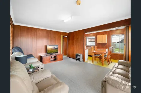 Property photo of 1 Milak Place Whalan NSW 2770