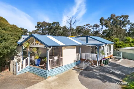 96 KNIGHTS RD, HILLCREST, VIC 3351