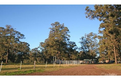 93 Lodge Rd, Lovedale, NSW 2325