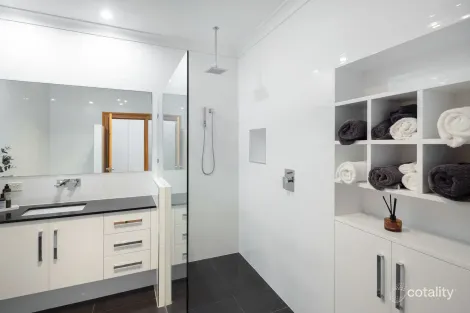 Property photo of 307 Military Road Semaphore SA 5019