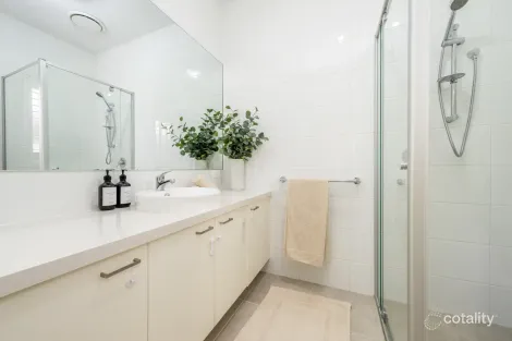 Property photo of 24 Chivalry Drive Mooroopna VIC 3629