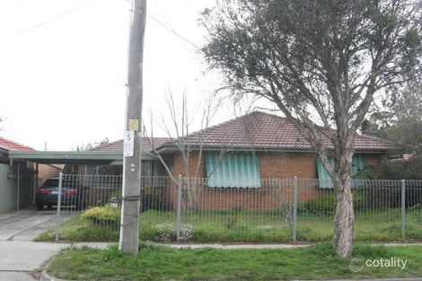 Property photo of 3 Maralinga Avenue Keysborough VIC 3173