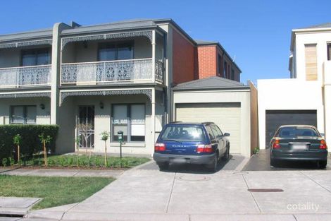 18 Parkside Bvd, Pascoe Vale South, VIC 3044