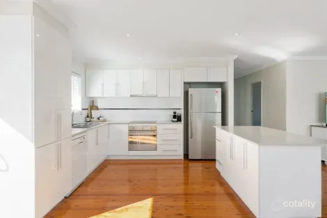 Property photo of 54 Third Avenue Palm Beach QLD 4221