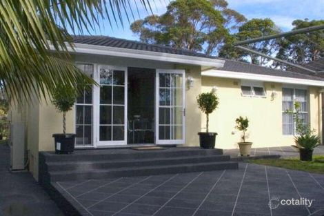 Property photo of 4 Warrah Road Yowie Bay NSW 2228