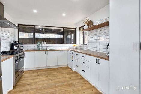 Property photo of 33 North Road Warragul VIC 3820