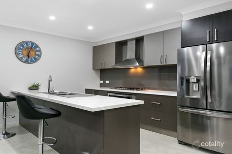 Property photo of 19 Bendigo Court Cranbourne VIC 3977