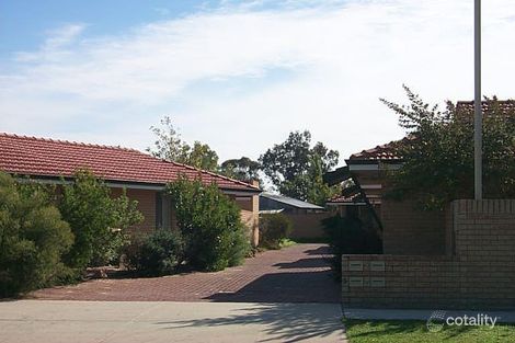 4/5 Charles East St, Midland, WA 6056