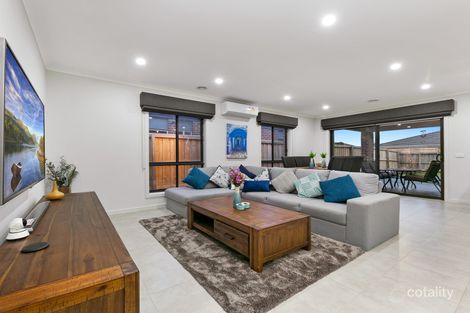 Property photo of 19 Bendigo Court Cranbourne VIC 3977