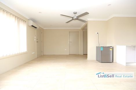 Property photo of 5 Kenneth Street Macquarie Fields NSW 2564