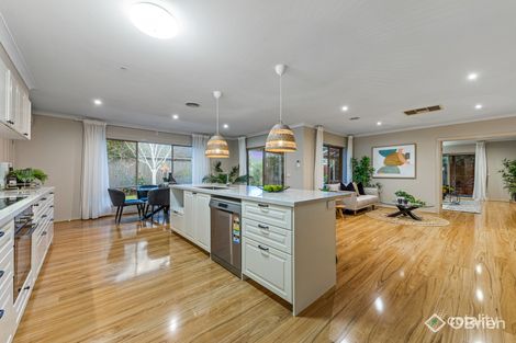 Property photo of 5 Laburnum Street Berwick VIC 3806