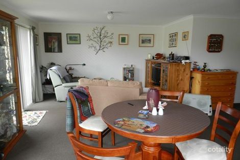 Property photo of 4/6 Hollis Court Berrambool NSW 2548