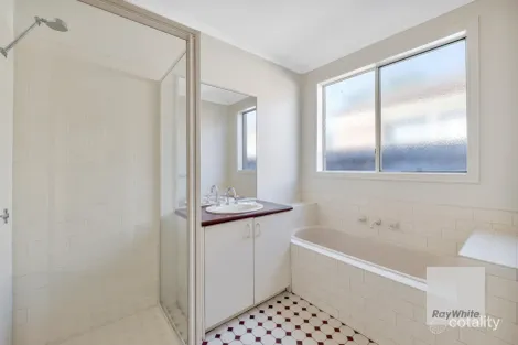 Property photo of 51 Allenby Road Hillside VIC 3037