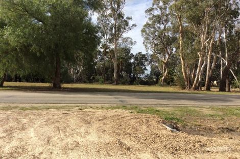 4 Murray Pde, Koondrook, VIC 3580