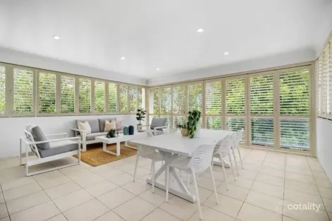 Property photo of 27 Viewpoint Drive Springfield Lakes QLD 4300
