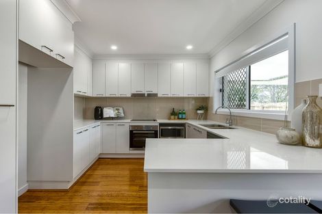 Property photo of 4/89 Queens Road Everton Hills QLD 4053