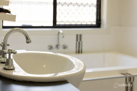 Property photo of 56 Goundry Drive Holmview QLD 4207