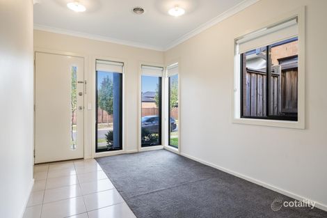 Property photo of 41 Wurrook Circuit North Geelong VIC 3215