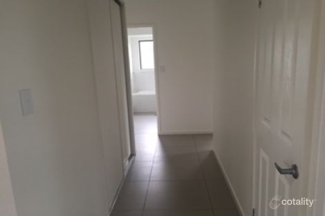 Property photo of 19 Chandos Brace Smithfield QLD 4878