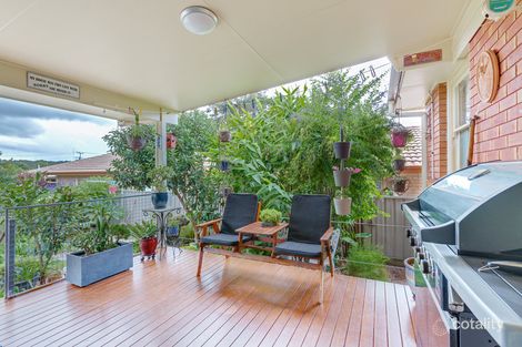 Property photo of 5 Lentara Road Belmont North NSW 2280