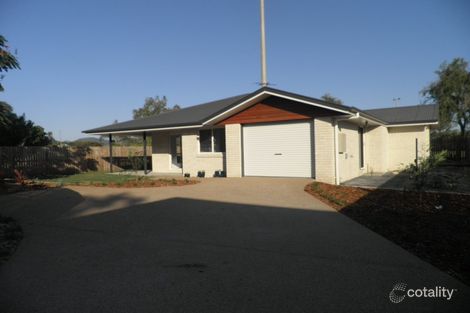 18 Ingram St, Park Avenue, QLD 4701