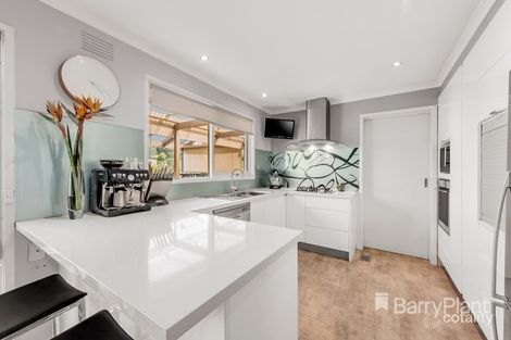 Property photo of 10 Toombarra Place Greensborough VIC 3088