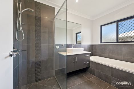 Property photo of 15 Shoalwater Circuit Lammermoor QLD 4703