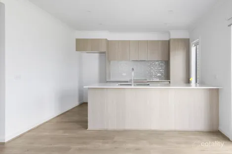 Property photo of 18 Currawong Street Kalkallo VIC 3064