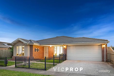 Property photo of 5 Lake Park Court Werribee VIC 3030