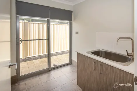Property photo of 4 Hotchkin Loop Dunsborough WA 6281