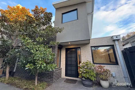 2/7 Shorts Rd, Coburg North, VIC 3058