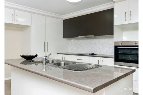 Property photo of 2/5 Third Avenue Harristown QLD 4350