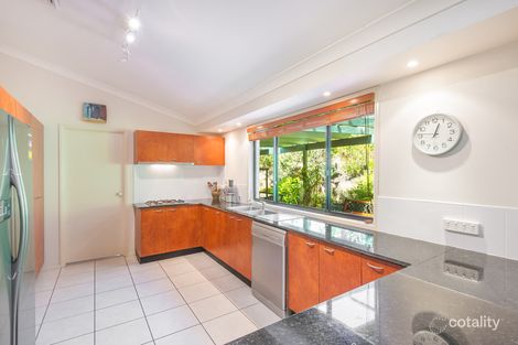 Property photo of 16 Mayfair Close Terrigal NSW 2260