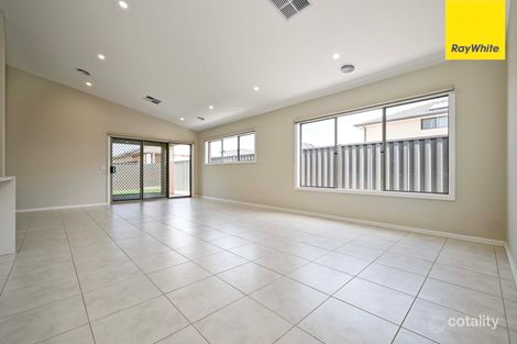 Property photo of 90 Basildon Crescent Strathtulloh VIC 3338