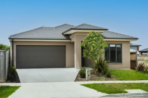 18 Hutchison Rd, Mambourin, VIC 3024