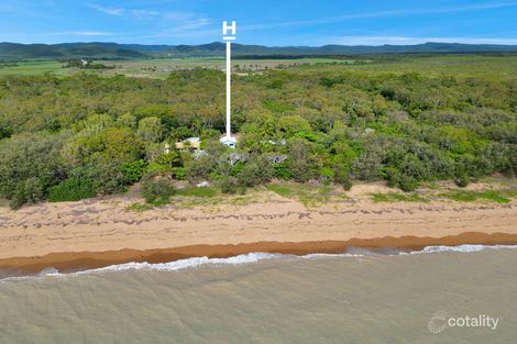 31 Esplanade St, Carmila, QLD 4739