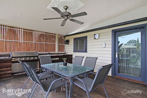 Property photo of 18 Glenfern Road Ferntree Gully VIC 3156