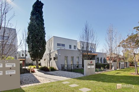 9/9 Bisdee St, Hughes, ACT 2605