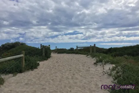 Property photo of 51 Lennox Drive Secret Harbour WA 6173