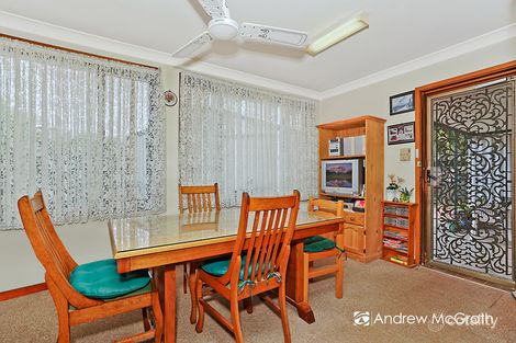 Property photo of 31 Cabbage Tree Palm Crescent Pelican NSW 2281