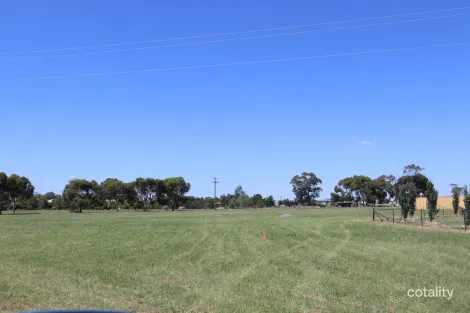 Property photo of 3 Evatt Street Temora NSW 2666